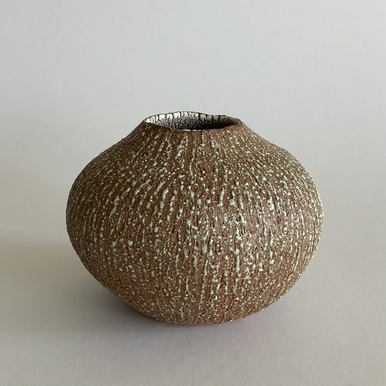 Medium Vessel