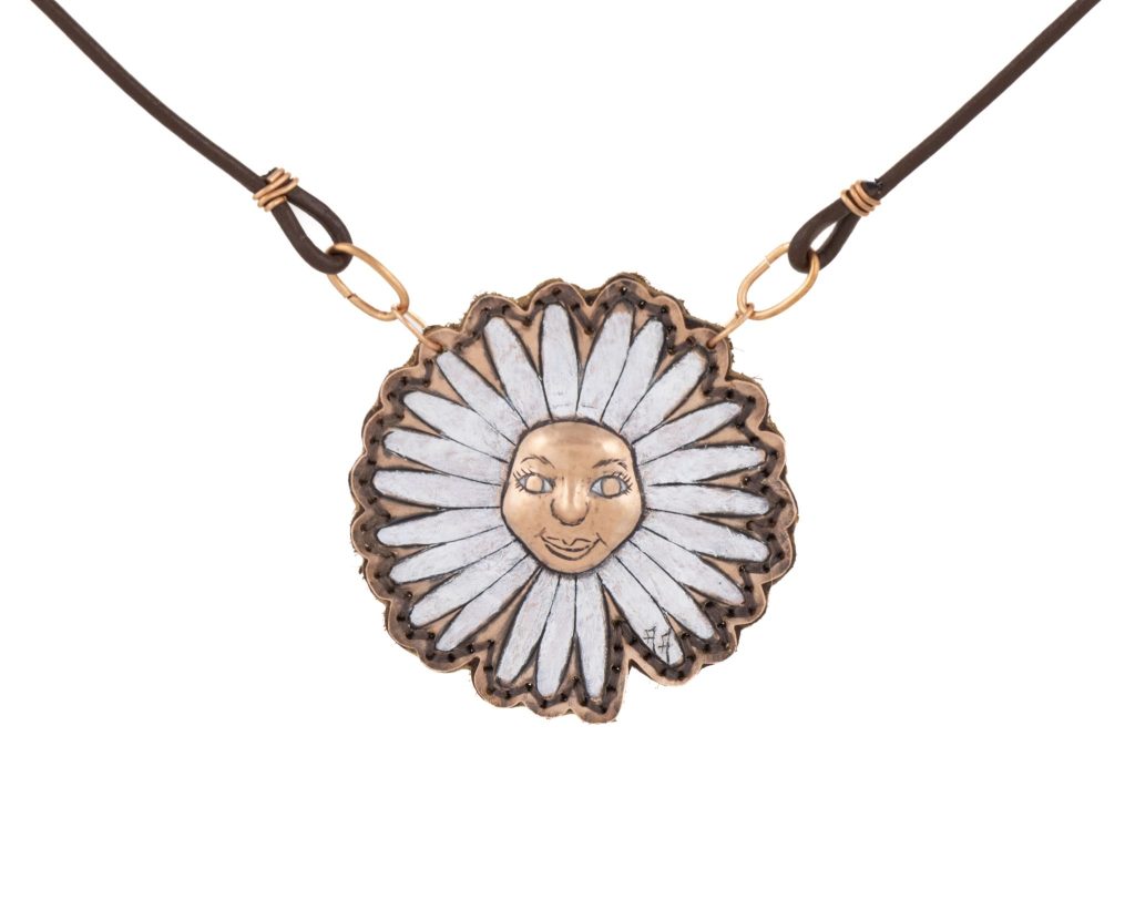 Daisy Medallion