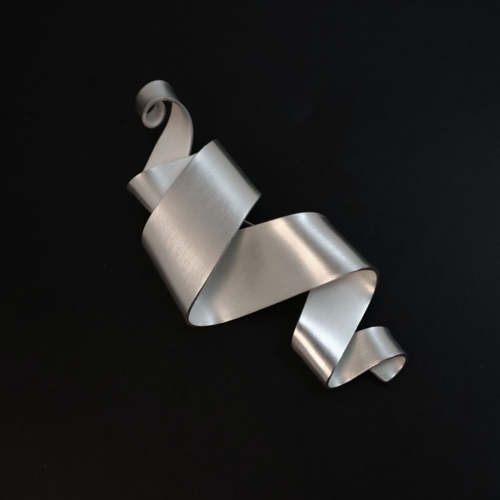 Ribbon Brooch