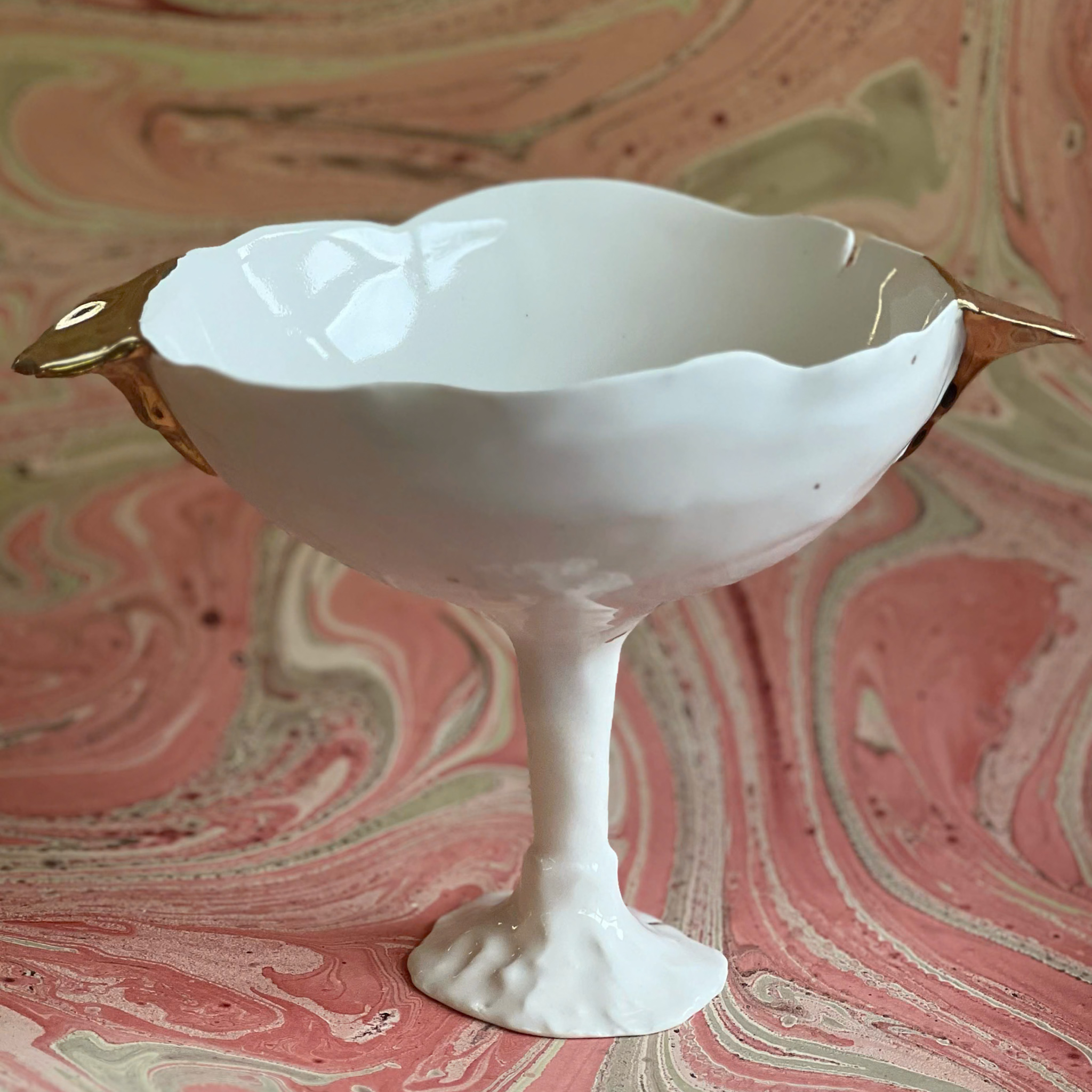 Footed bowl