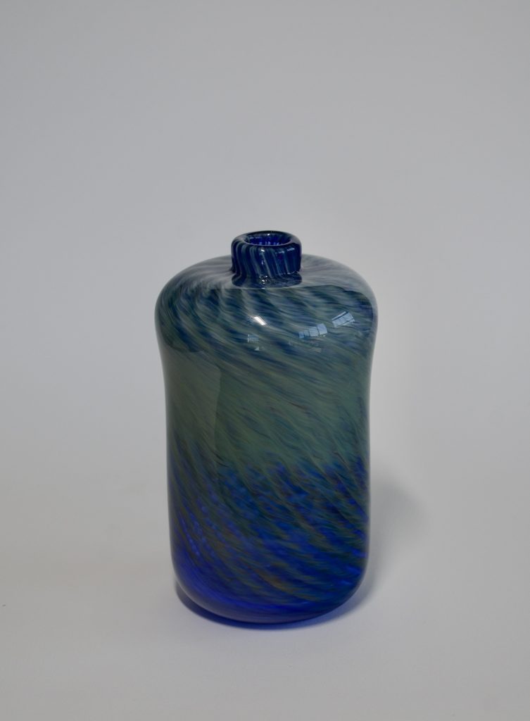 Derecho Series, Vase