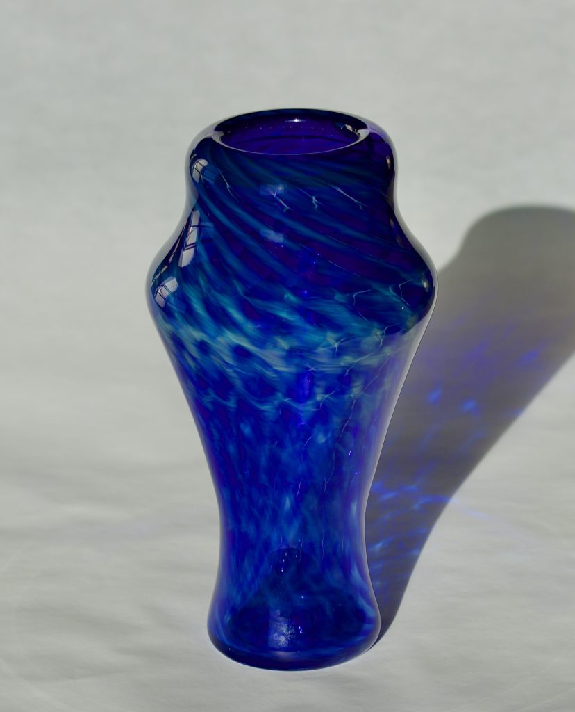 Derecho Series, Vase