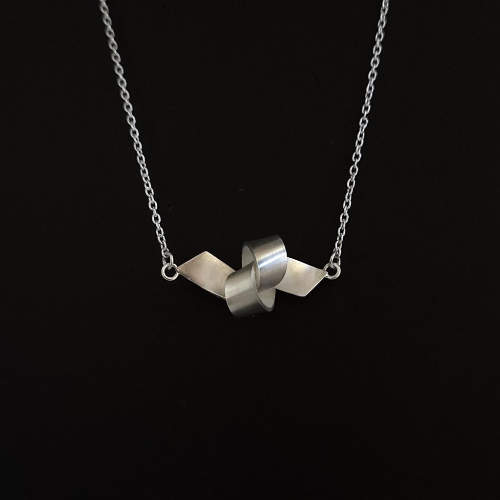 Knotty Necklace