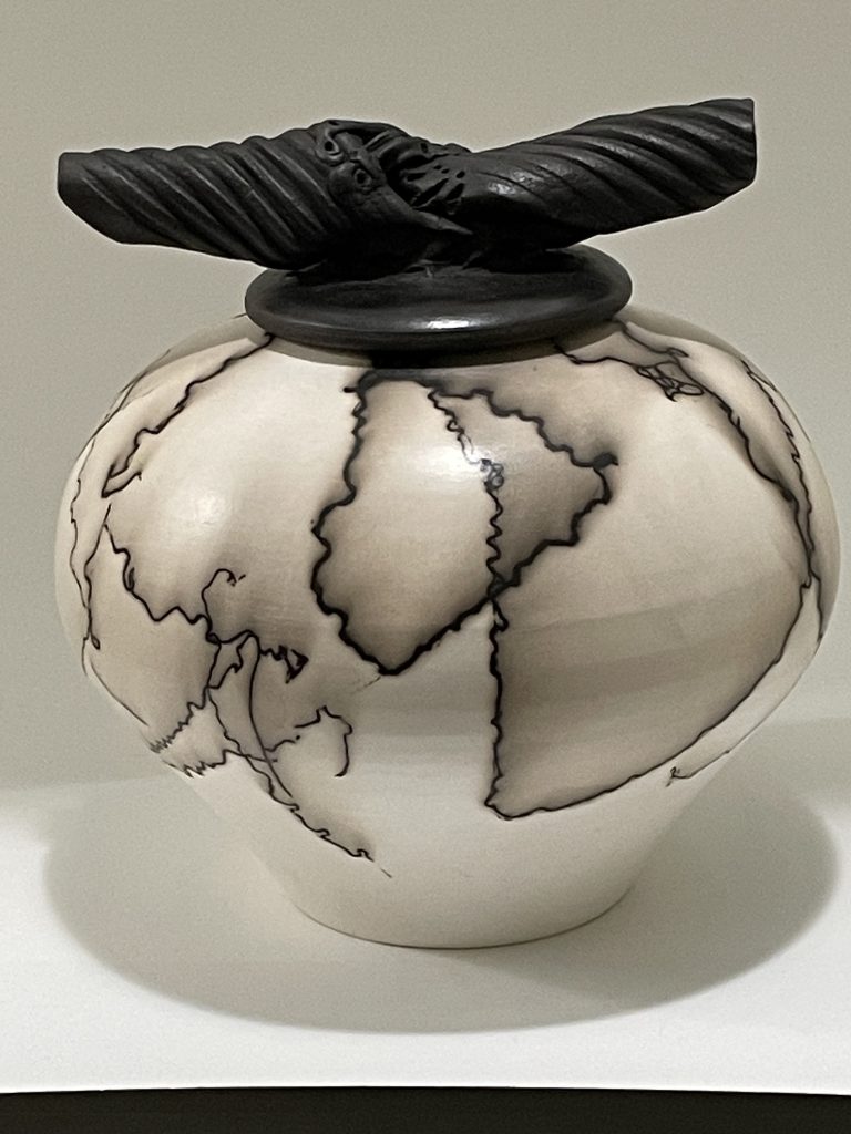 Horsehair cover jar white