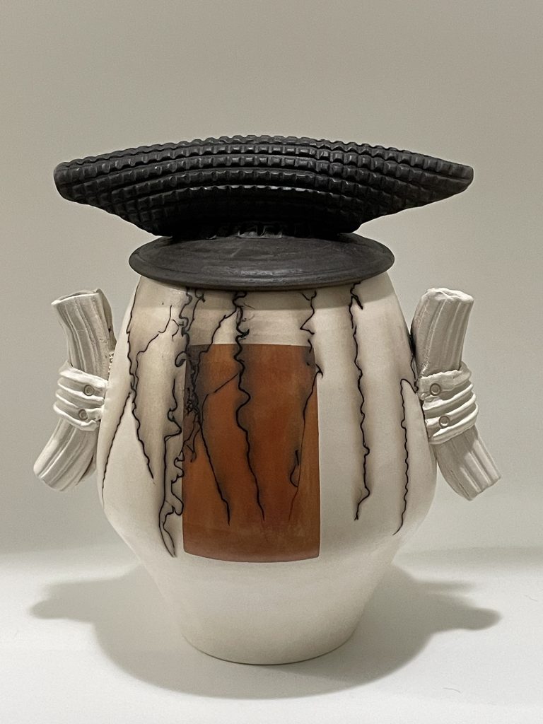 Horsehair cover jar